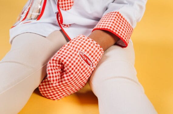 What role does childhood trauma play in addiction?